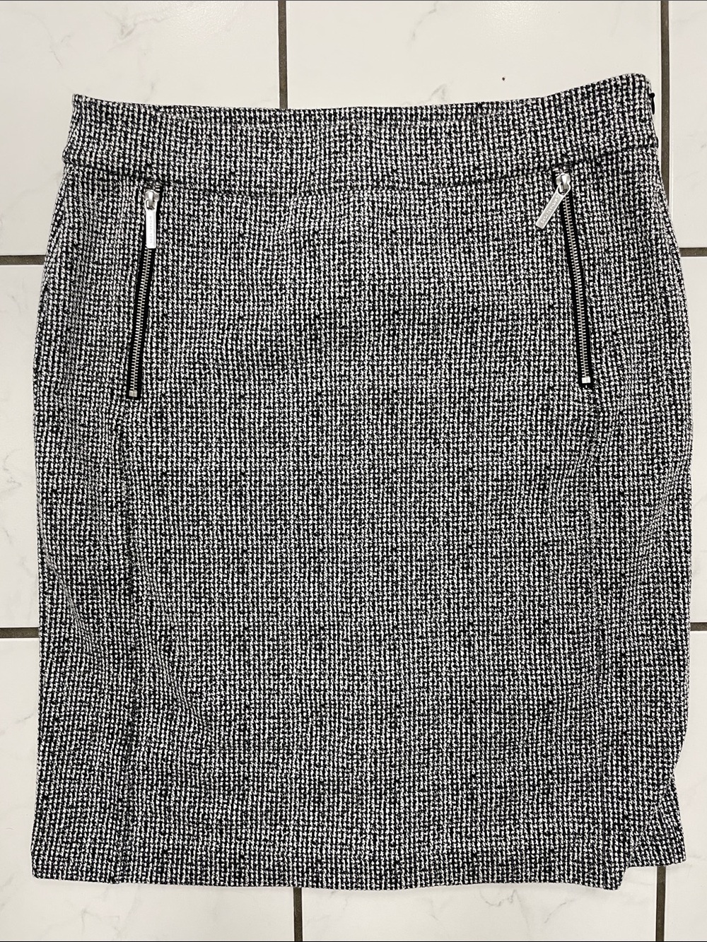 Michael Kors Women’s Black & White Tweed Cotton Blend Pencil Skirt Size XL